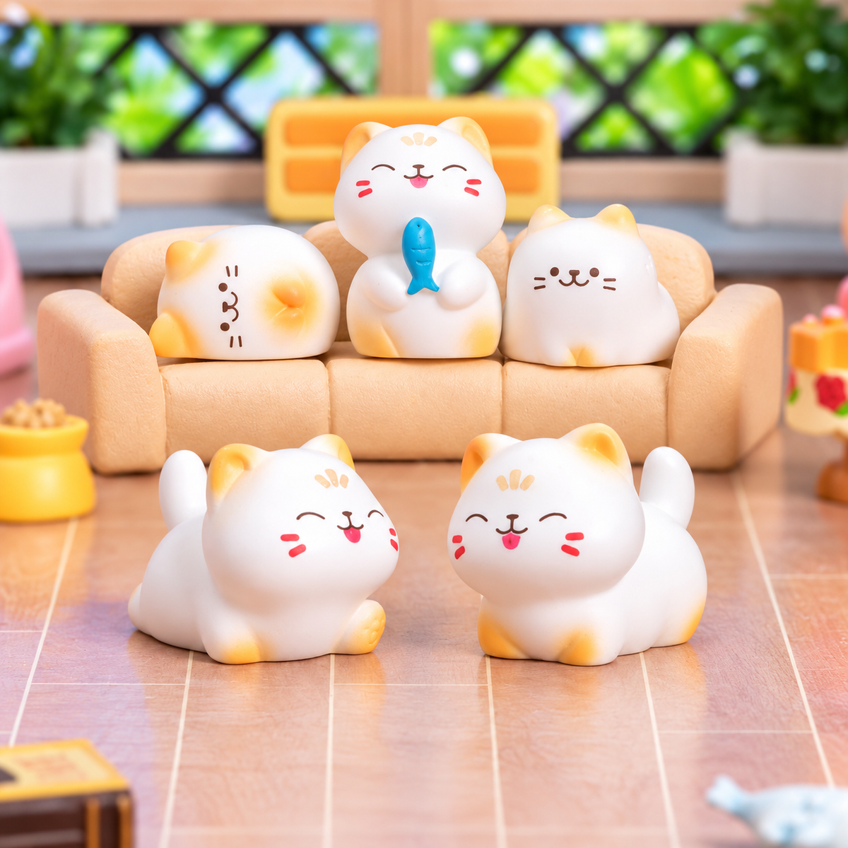 Little Purrs – Mini Resin Cat Figurines | 8-Piece Set