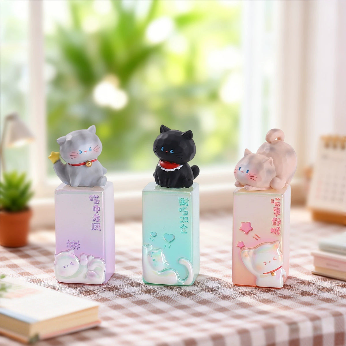 Cat Seal Stamp Blind Box – "Carefree Kittens" Resin Stamp Figures with Ink Pad, 8 Designs + Secret
