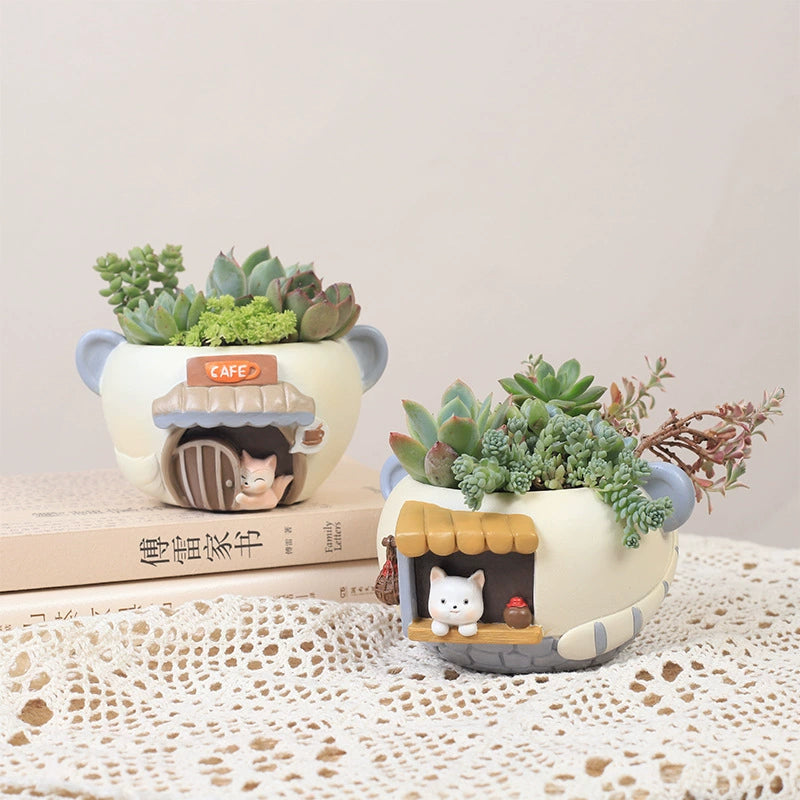 Cat Tavern Planter - Resin Mini Shop Succulent Pot & Pen Holder for Desk & Windowsill