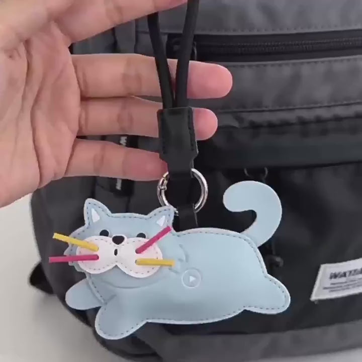 FluffyHunt Leather Squeeze & Squeak Keychain – Cat & Shiba Dog